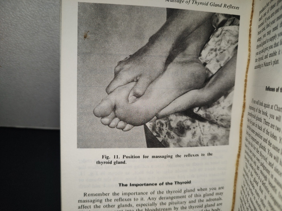 209- Helping Yourself With Foot Reflexology - Mildred Carter
