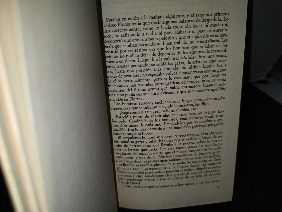 48- Los Asesinos - Elia Kazan - Editorial Pomaire 1972