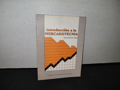 83- Introducción A La Mercadotecnia - J. Benito Blandón Ubeda