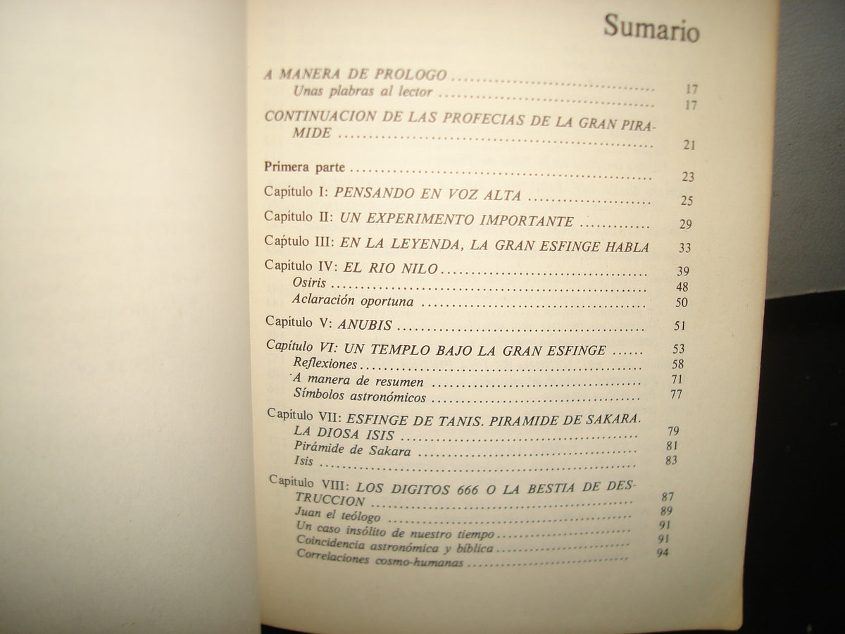 10- Cuando Las Piedras Hablan, Los Hombres Tiemblan - Rodolfo Benavides