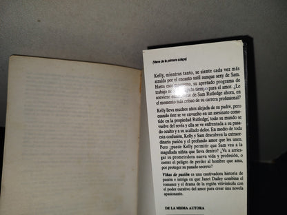 215- Viñas De Pasión - Janet Dailey - Ediciones Roca, 1993