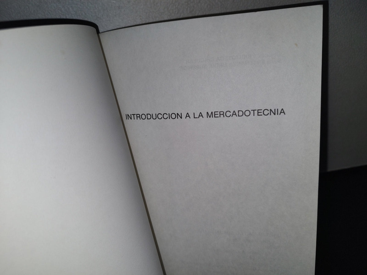 83- Introducción A La Mercadotecnia - J. Benito Blandón Ubeda