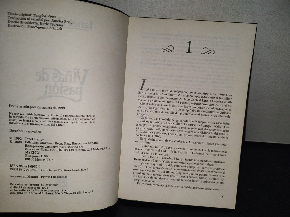215- Viñas De Pasión - Janet Dailey - Ediciones Roca, 1993