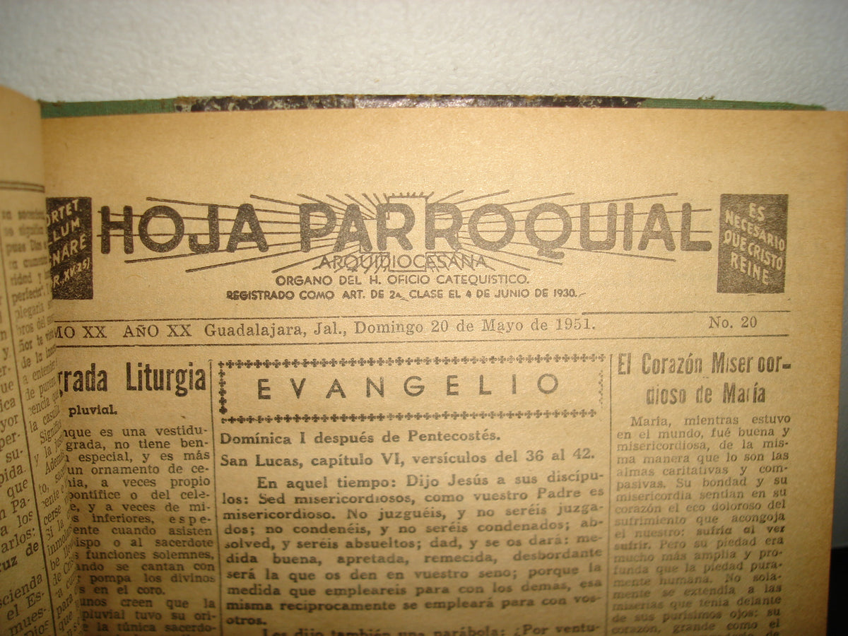 20- Antiguas Hojas Parroquiales Del Año 1951 Encuadernadas