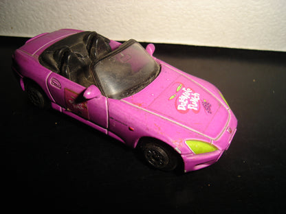 A2- Carrito Con Rotulado De ”Delaware Punch” Marca Welly. Honda S 2000