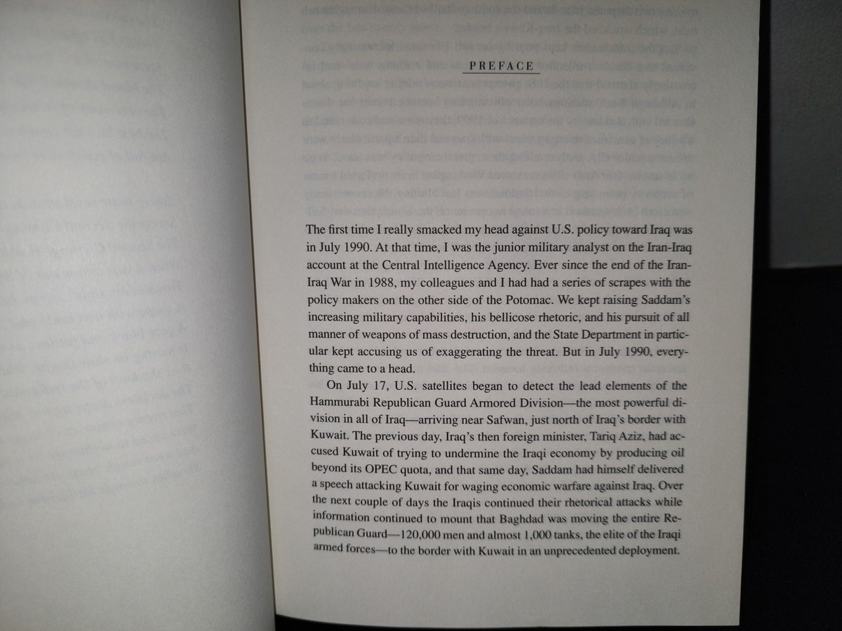 153- The Threatening. The Case For Invading Iraq - Kenneth M. Pollack. Random House, New York. First Edition 2002