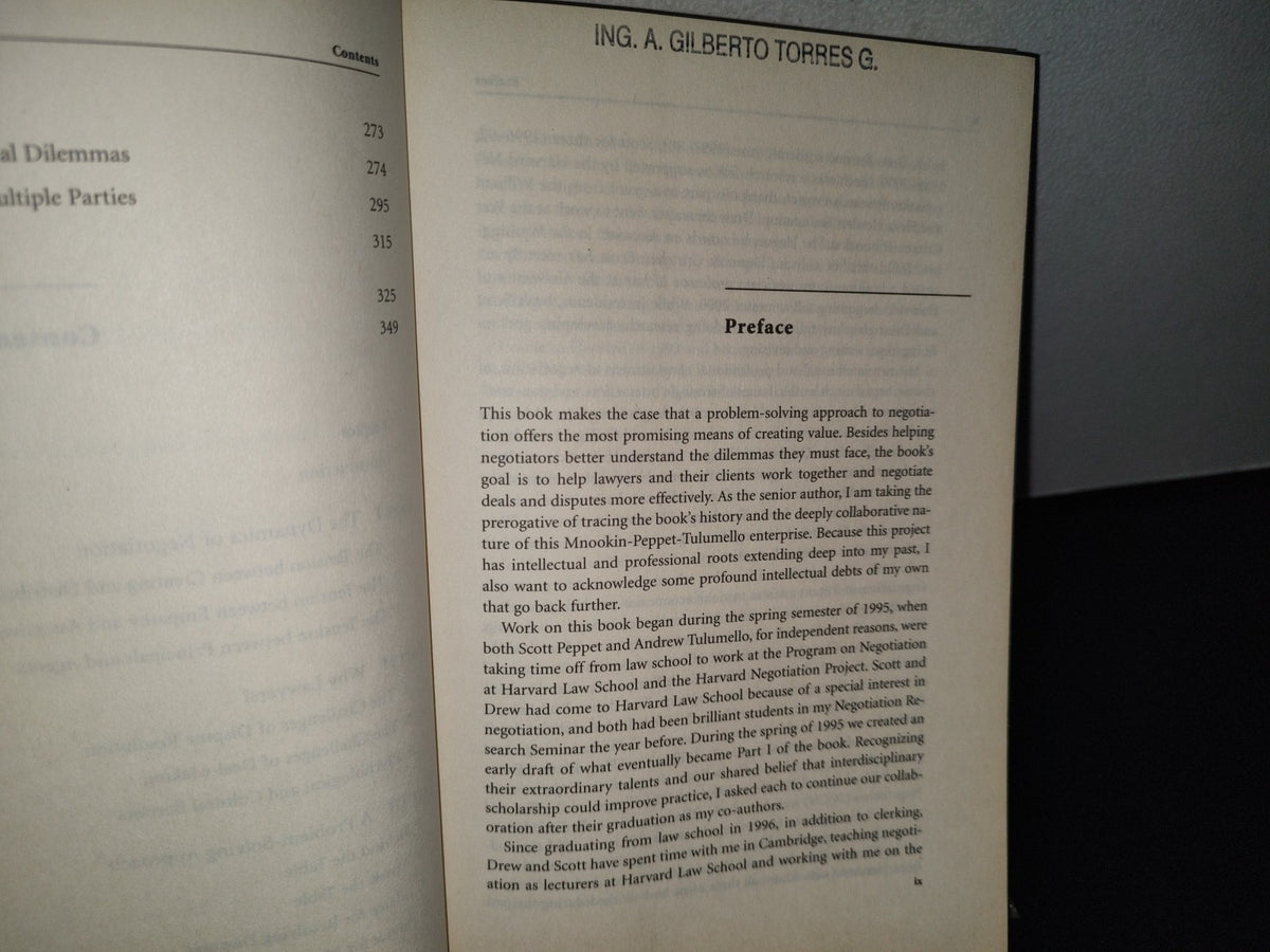 195- Beyond Winning. Negotiating To Create Value In Deals And Disputes - Robert H. Mnookin