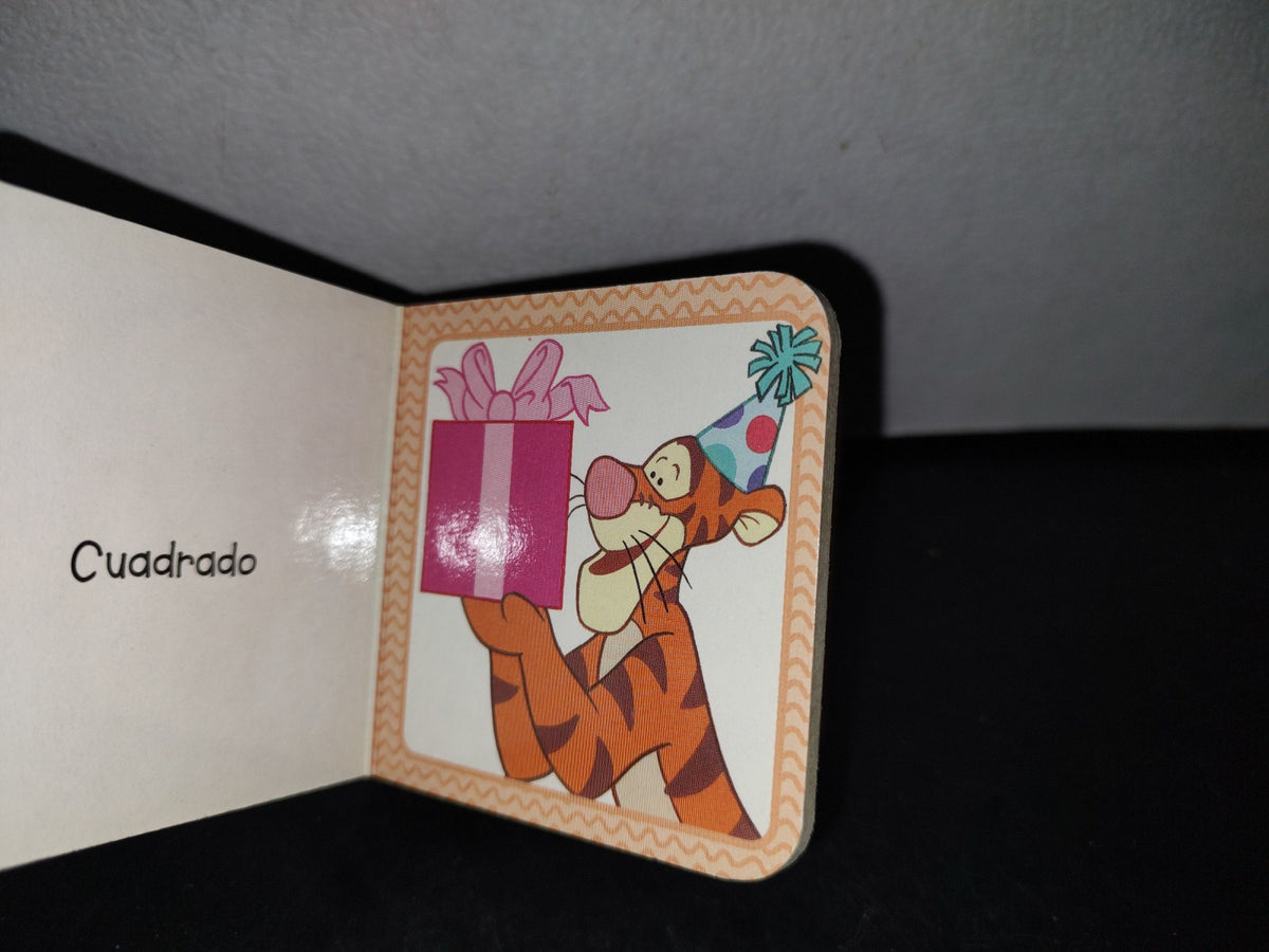212- Mini Libro. Disney Winnie Pooh. Figuras Y Cositas - 2002