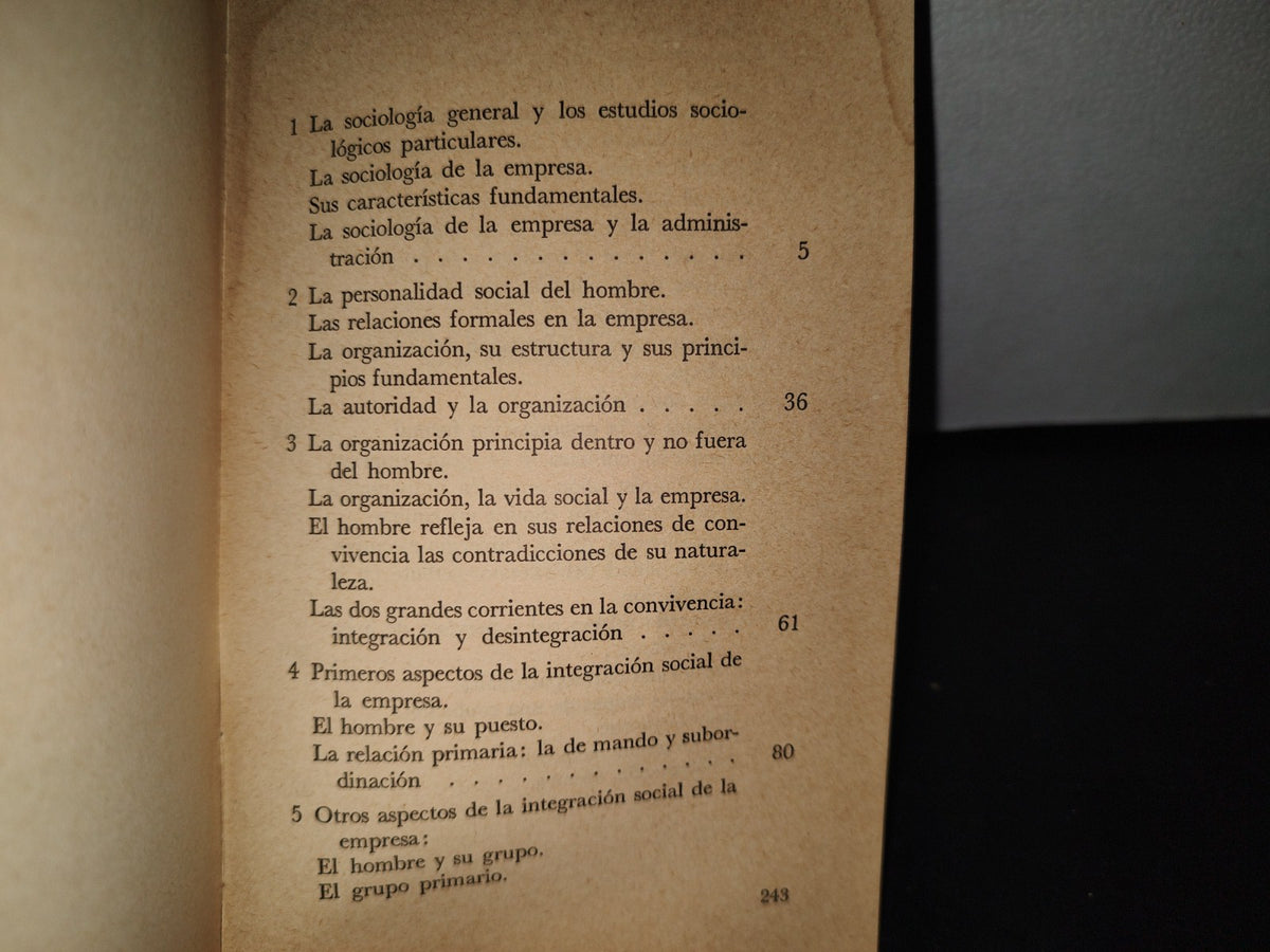 68- La Sociología De La Empresa - Isaac Guzmán Valdivia