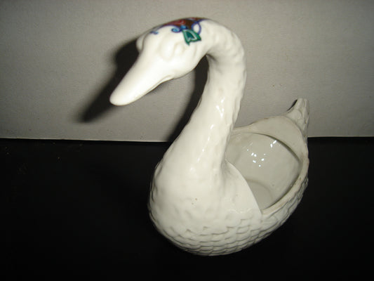 A2- Cisne Alhajero De Cerámica Decorada. Byzantium. Made In Japan Exclusively For Elizabeth Arden - 90's