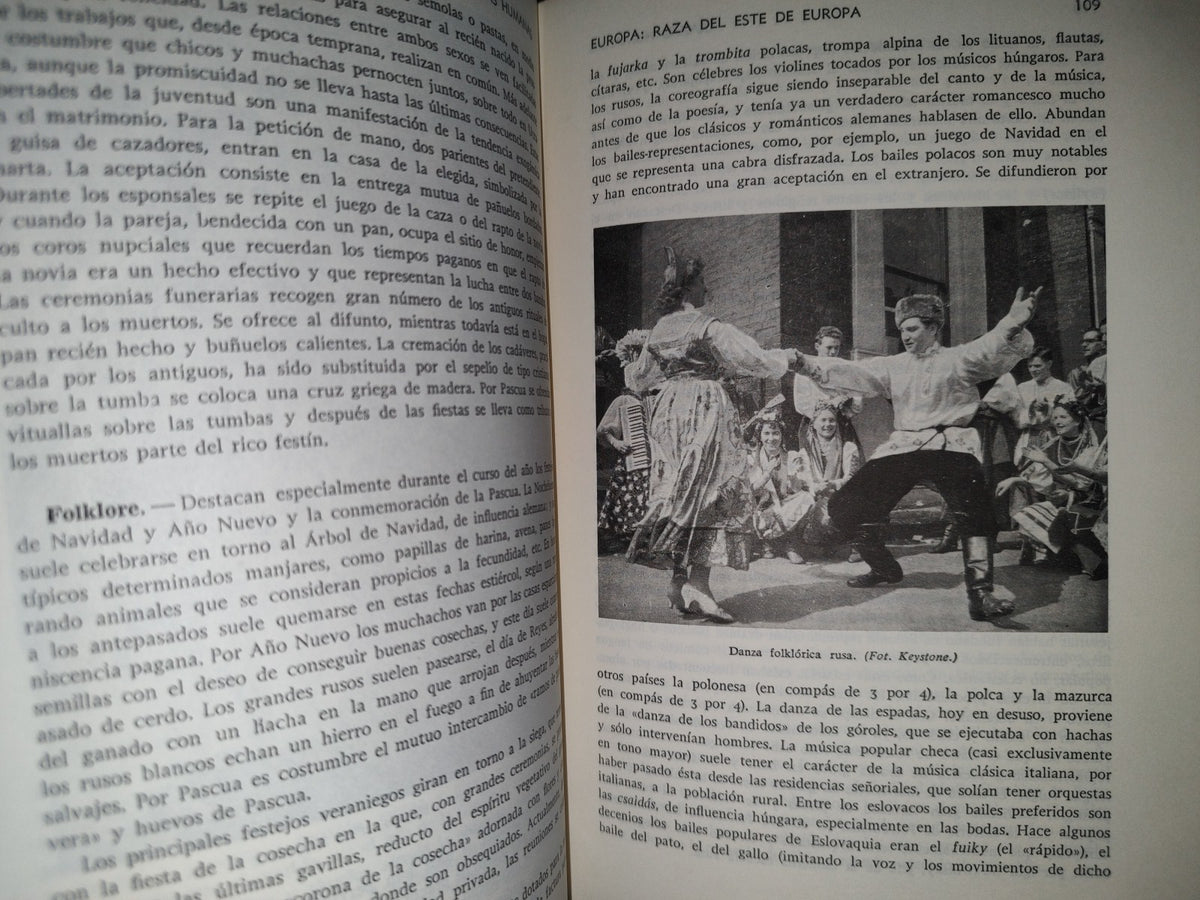 118- Razas Humanas - Editorial Ramón Sopena. Biblioteca Hispánica - 1979