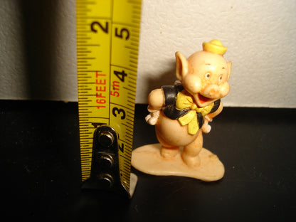 A2- Figura Disney De Los Tres Cochinitos: Violinista. De Cajita Sonric'S - 90'S