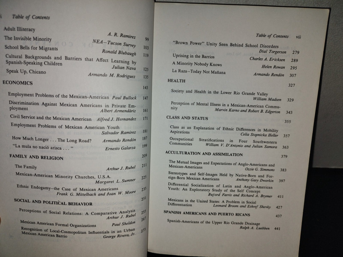 209- Mexican-Americans In The United States. A Reader - Edited By John H. Burma - 1970