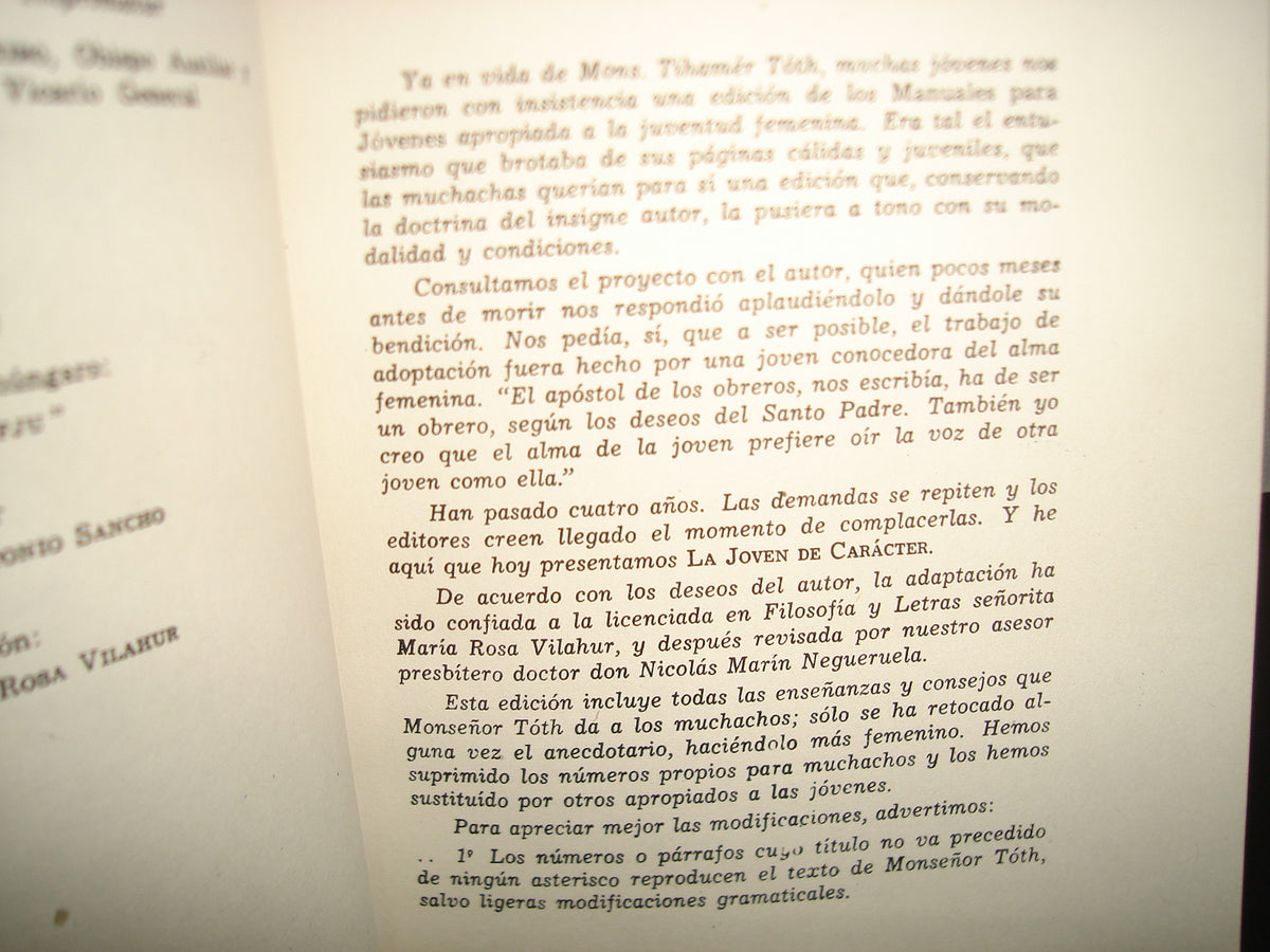 23- La Joven De Caracter - Dr. Tihamer Toth - 1957