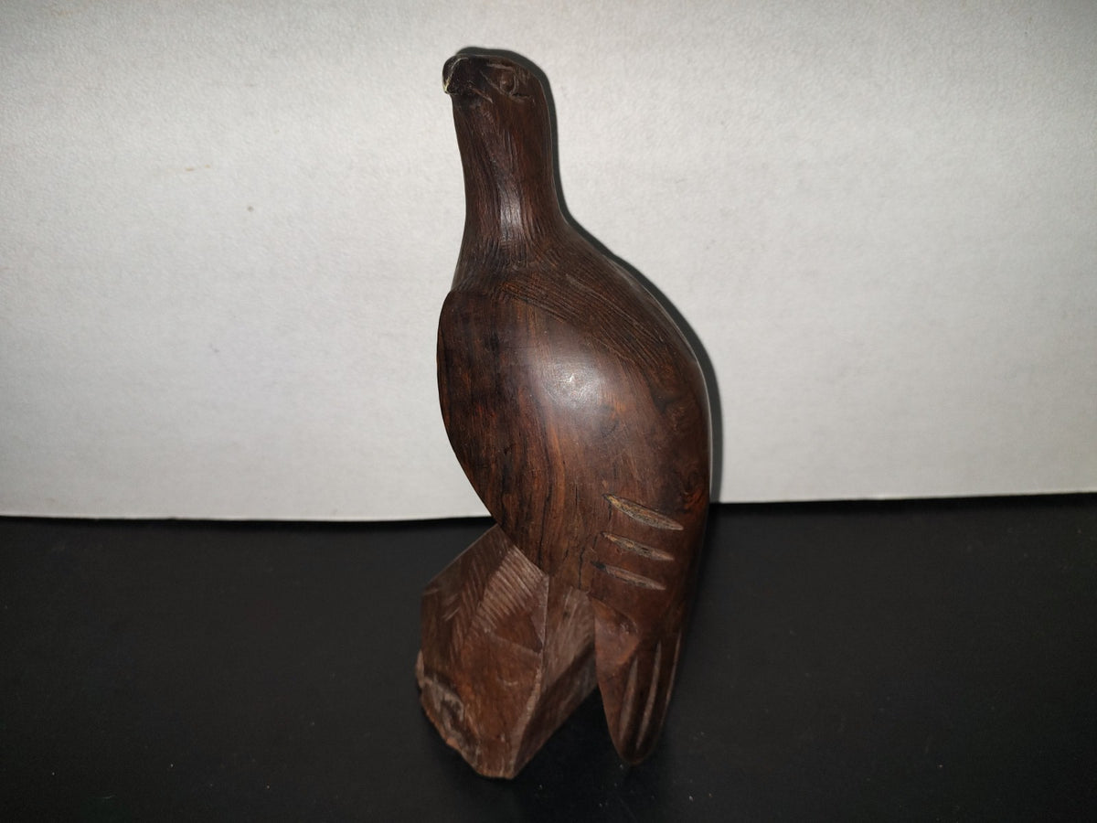 A5- Figura Tallada En Madera Palo Fierro. Águila Sobre Tronco - 90'S