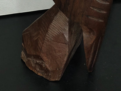 A5- Figura Tallada En Madera Palo Fierro. Águila Sobre Tronco - 90'S