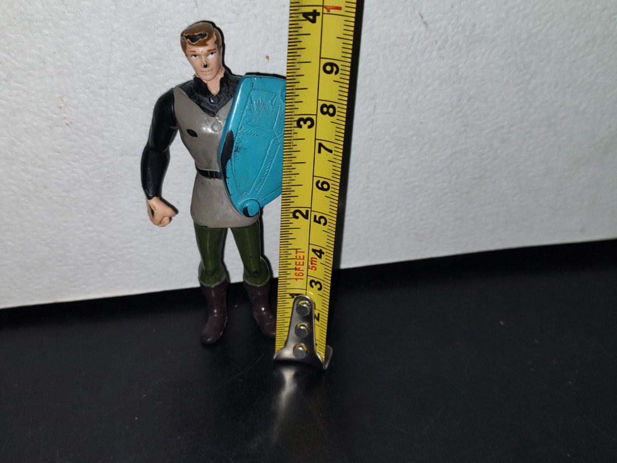 A3- Figurita De Disney De Mcdonald'S. La Cenicienta: Príncipe Felipe - 90'S