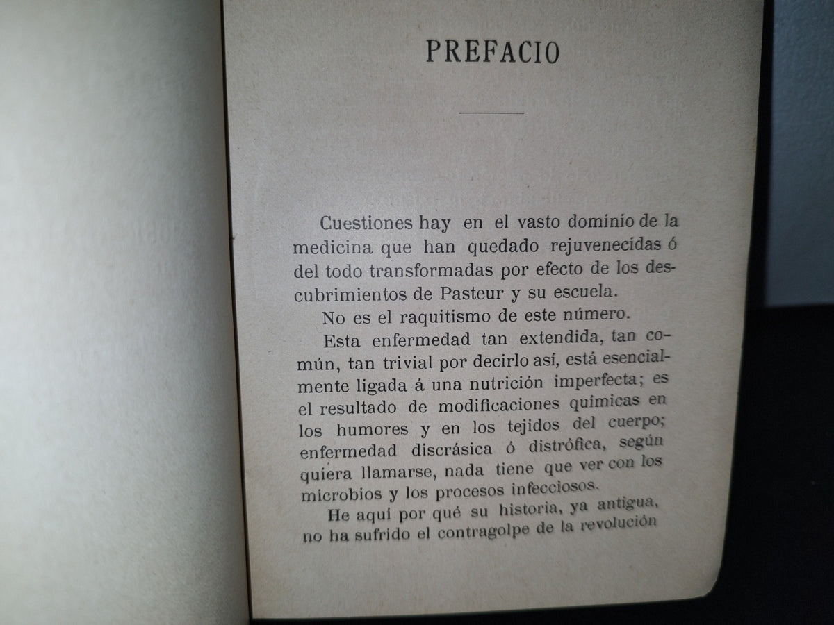 60- El Raquitismo - J. Comby - Barcelona. Espasa Y A Editores, 1895