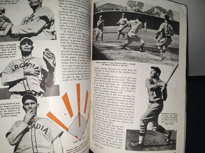 171- Antigua Revista Mecánica Popular / Popular Mechanics. Dogs Of War. Vol. 77, No. 6, June 1942