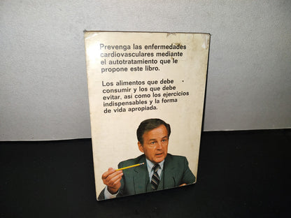 202- Cómo Evitar Un Ataque Al Corazón - Dr. Morton Walker - Martínez Roca, 1982