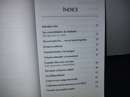 96- La Mujer De Fe Frente Al Siglo Xxi - Celia Cornejo De Hernández