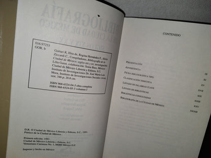 54- Bibliografía De La Ciudad De México. Siglos Xix Y Xx. Volumen I. Autores A-K - Hira De Gortari - Ciudad De México Librería Y Editora S. C., Primera Edición: 1991