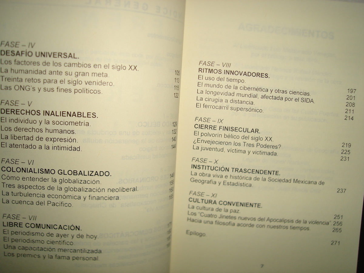 23- Frente Al Tercer Milenio. Ensayo - Juan Rueda Ortiz