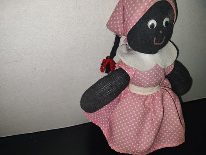 A6- Muñeco De Peluche Vintage: Negrita Con Vestido Rosa - 80'S