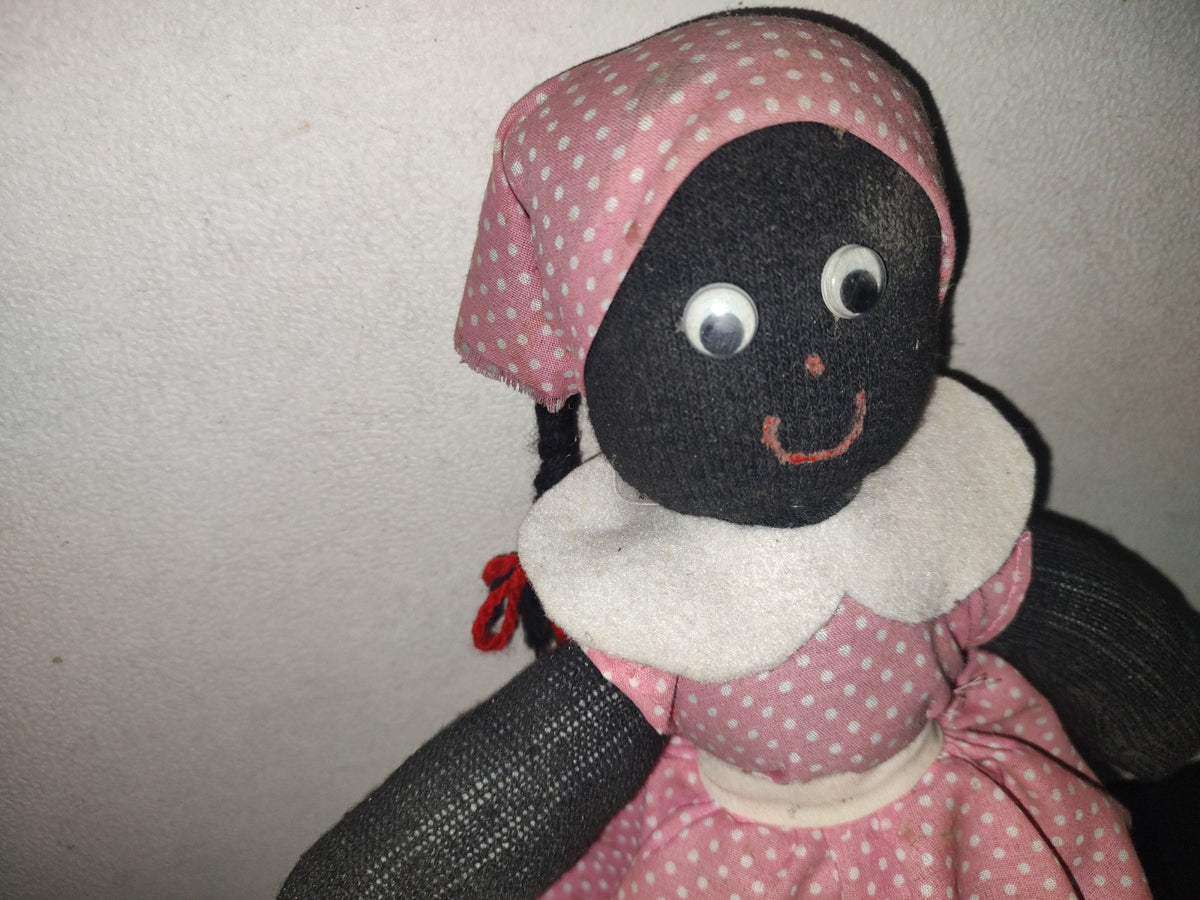 A6- Muñeco De Peluche Vintage: Negrita Con Vestido Rosa - 80'S