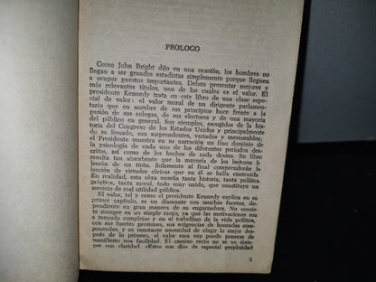 92- John F. Kennedy. Rasgos De Valor - Paza & Janés, S. A., 1963