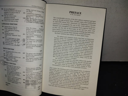 173- Building Mental Muscle. Conditioning Exercises For The Six Intelligence Zones - David Gamon, , Ph. D., And Allen D. Bragdon
