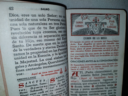 66- Ofrezco La Misa. Misal Del Domingo - Hugo H. Hoever - 1957