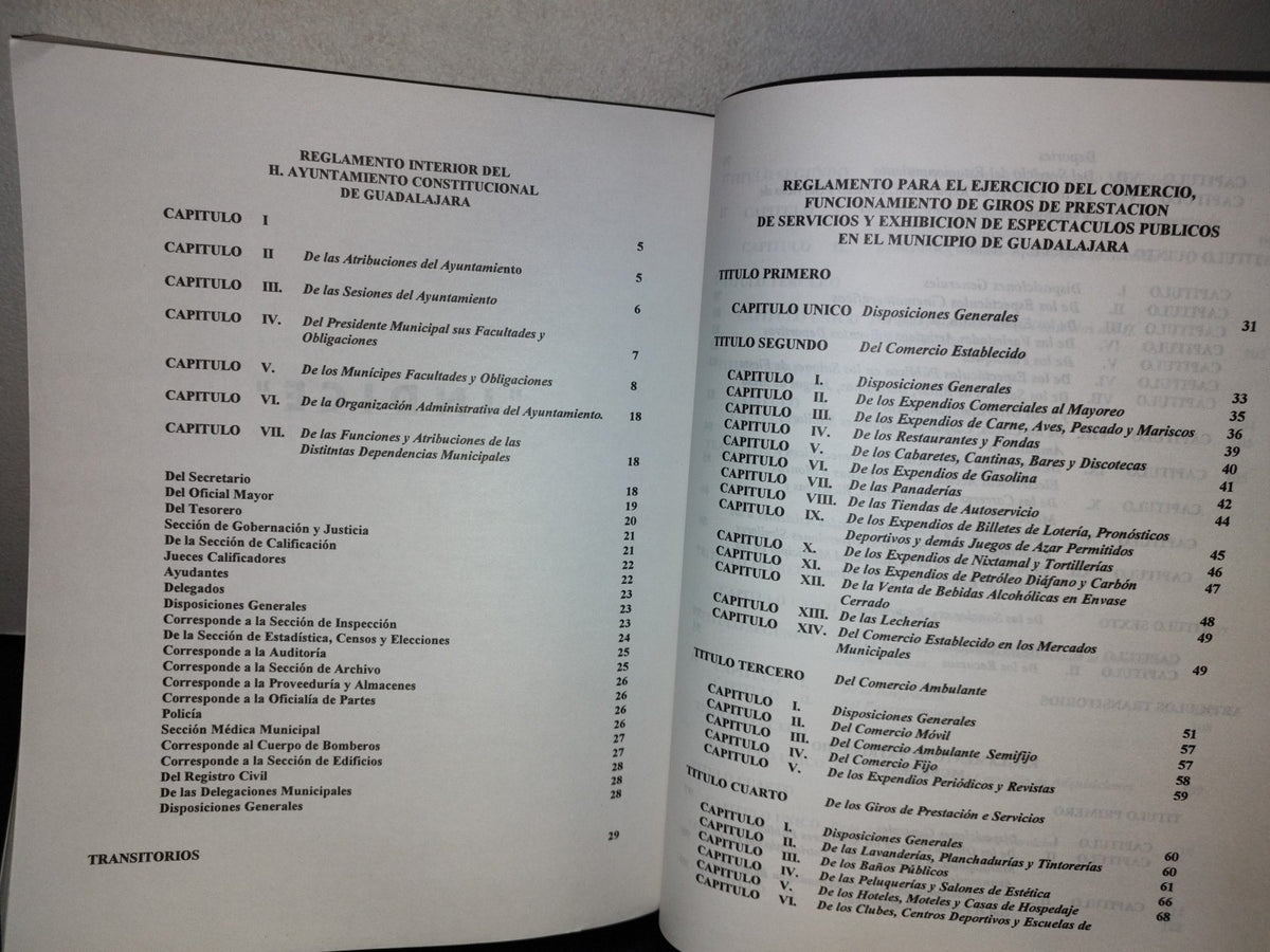 77- Compilación De Leyes Y Reglamentos Del Estado De Jalisco. Tomo II - Librería Para Abogados "PACO", 1994
