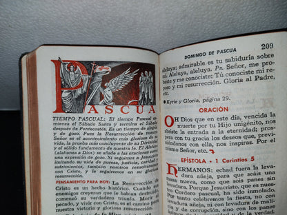 66- Ofrezco La Misa. Misal Del Domingo - Hugo H. Hoever - 1957
