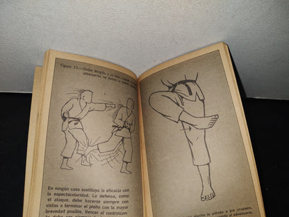 75- Defiéndase Sin Armas - Prof. F. Jackson. Libros En Su Casa - 1A. Edición, Mayo De 1984