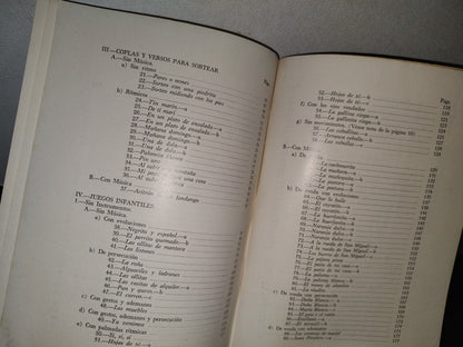 98- Así Juegan Los Niños. Recopilación De Juegos Infantiles - Francisco Moncada García - 1965