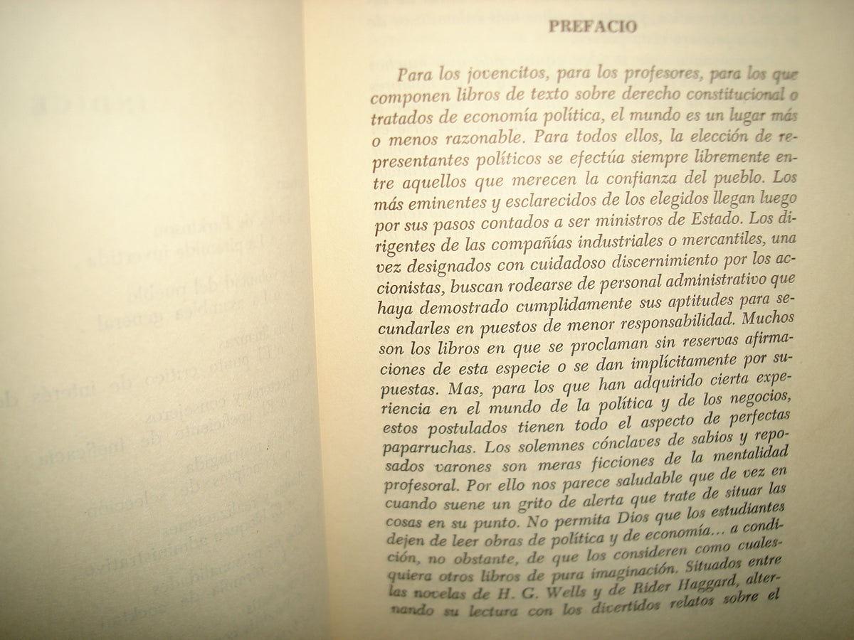 34- La Ley De Parkinson Y Otros Ensayos - C. Northcote Parkinson