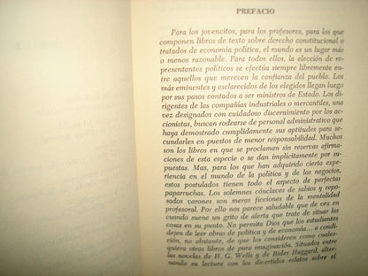 34- La Ley De Parkinson Y Otros Ensayos - C. Northcote Parkinson