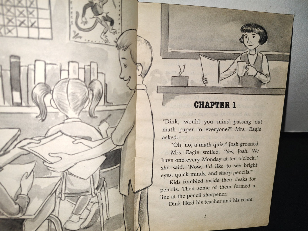 195- A To Z Mysteries. The School Skeleton - Ron Roy - 2003