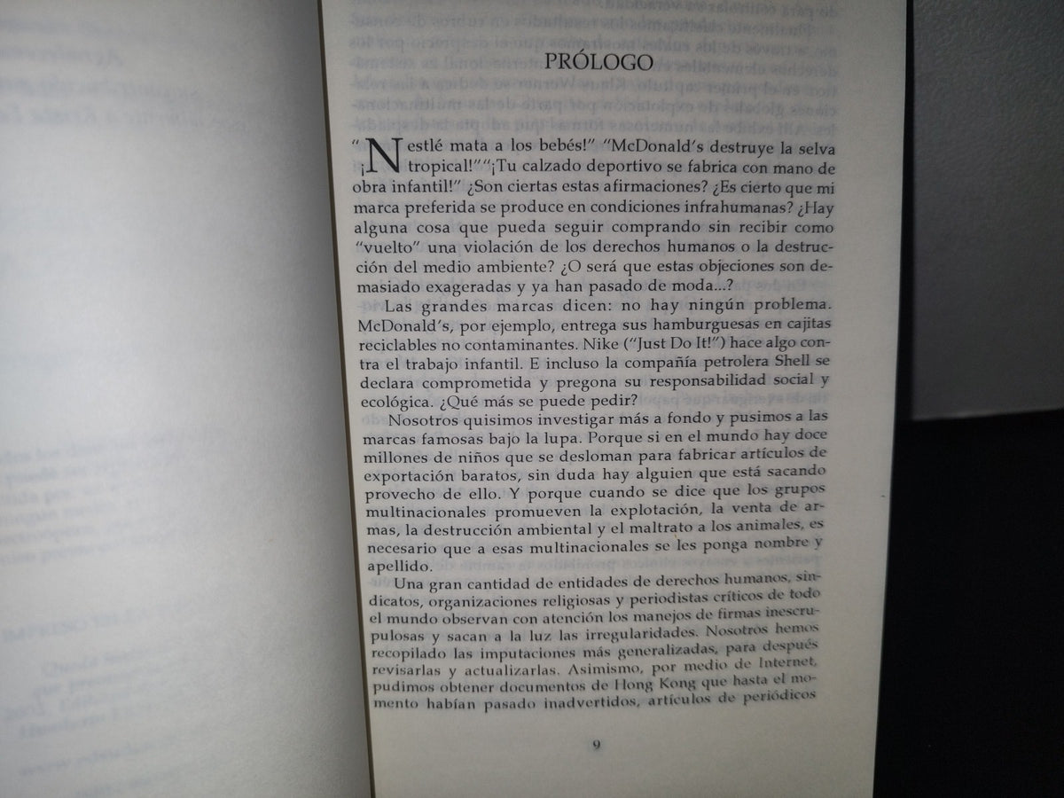 98- El Libro Negro De Las Marcas. El Lado Oscuro De Las Empresas Globales. Klaus Werner Y Hans Weiss - Editorial Sudamericana 2003
