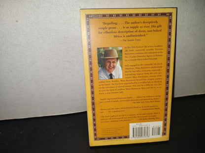 219- The Full Cupboard Of Life - Alexander McCall Smith - First Anchor Books Edition, 2005