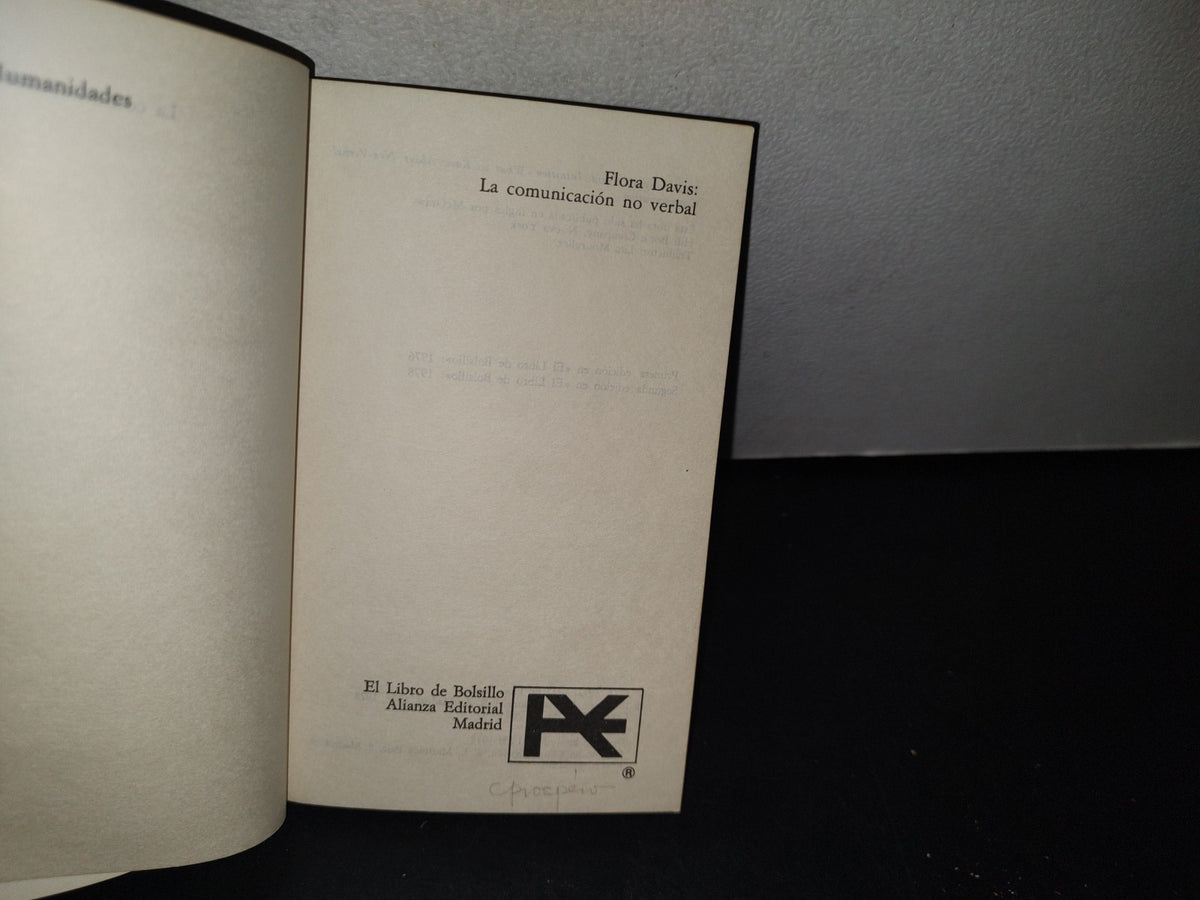 75- Flora Davis: La Comunicación No Verbal - Alianza Editorial - 1978