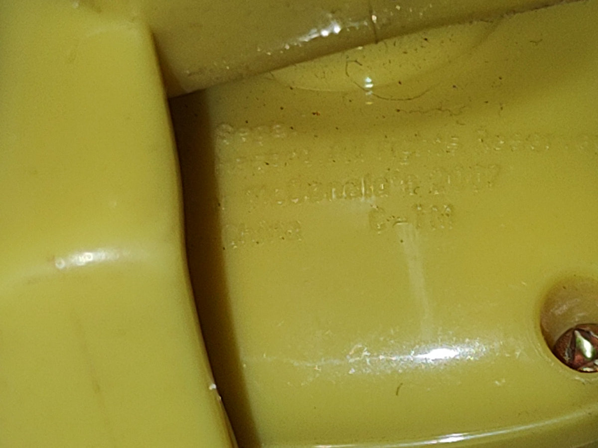 A5- Juguete De Mcdonald'S: Dog, Color Amarillo - 2007