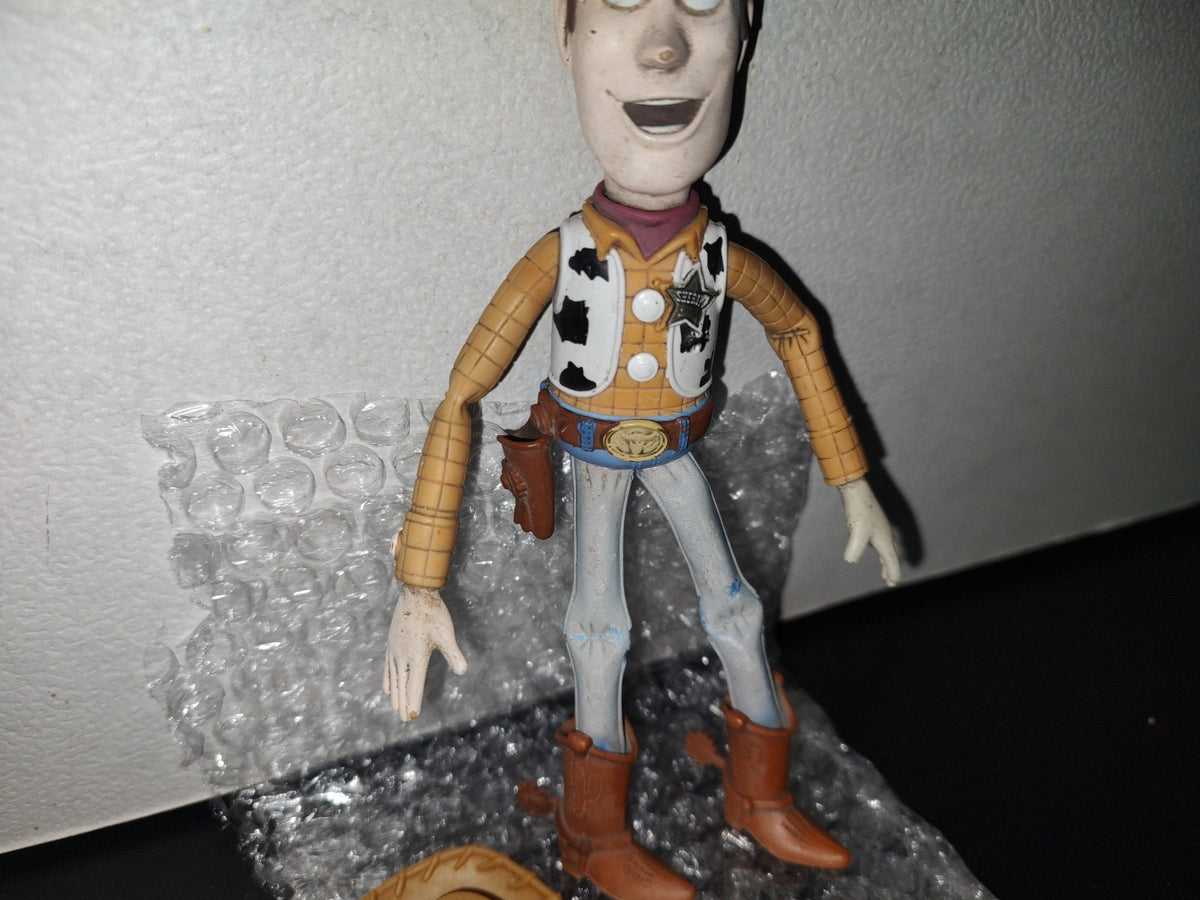 A2- Figura De Disney Pixar Toy Story. Mattel Inc. Woody - 2007