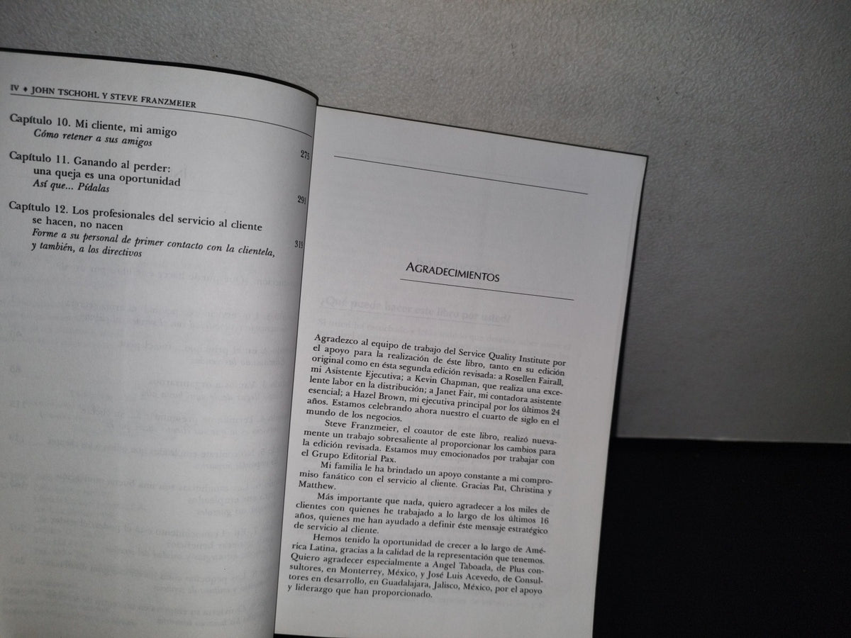 80- Servicio Al Cliente. El Arma Secreta De La Empresa Que Alcanza La Excelencia - John Tschohl