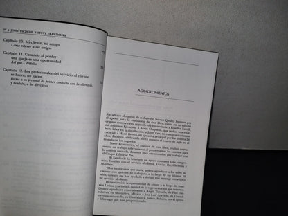 80- Servicio Al Cliente. El Arma Secreta De La Empresa Que Alcanza La Excelencia - John Tschohl