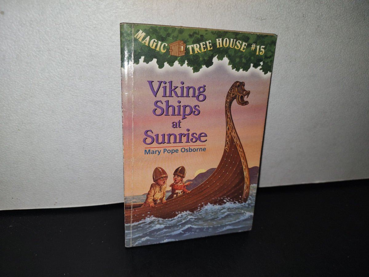 195- Magic Tree House # 15. Viking Ships At Sunrise - Mary Pope Osborne - 1998