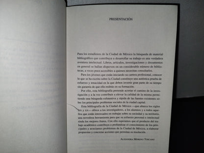 54- Bibliografía De La Ciudad De México. Siglos Xix Y Xx. Volumen I. Autores A-K - Hira De Gortari - Ciudad De México Librería Y Editora S. C., Primera Edición: 1991