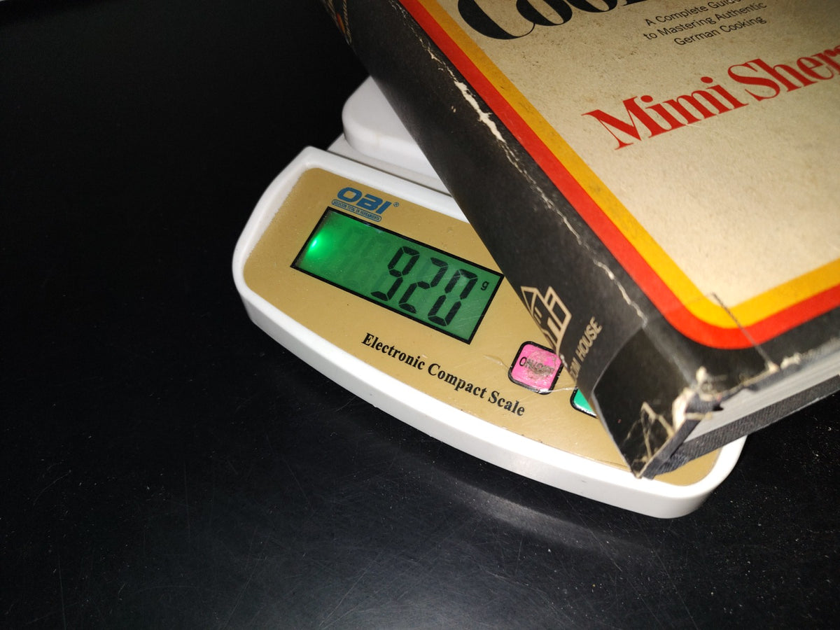 118- The German Cookbook. A Complete Guide To Mastering Authentic German Cooking. Mimi Sheraton 1965