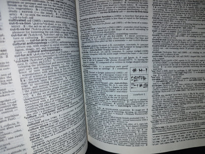 179- Merriam-Webster'S Collegiate Dictionary. Eleventh Edition - 2003